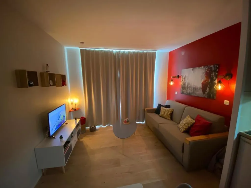 Appartement Au Calme Face Au Lac Marciac Apartment