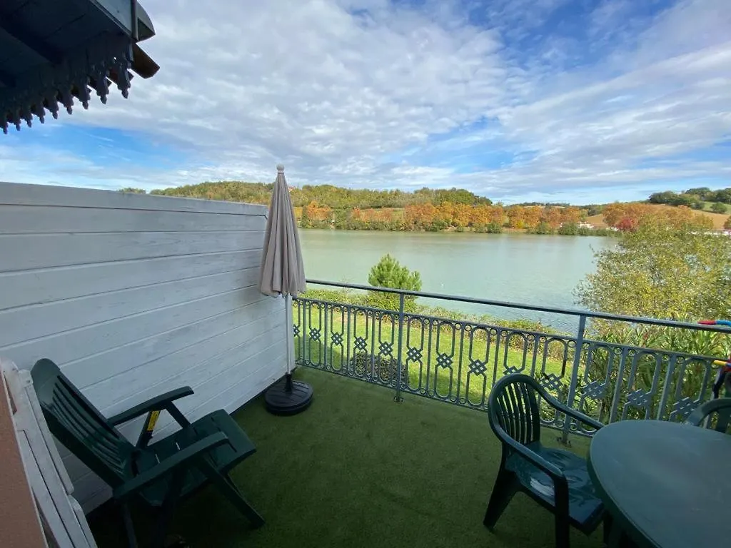 Appartement Au Calme Face Au Lac Marciac